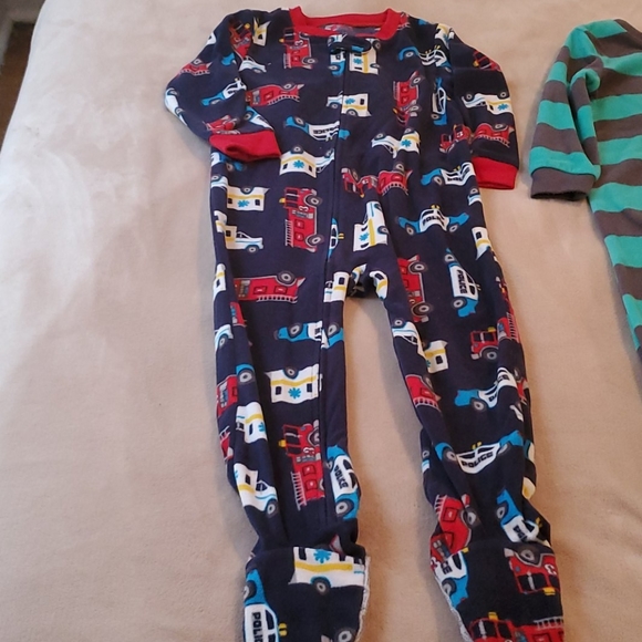 Pajamas - Picture 3 of 7